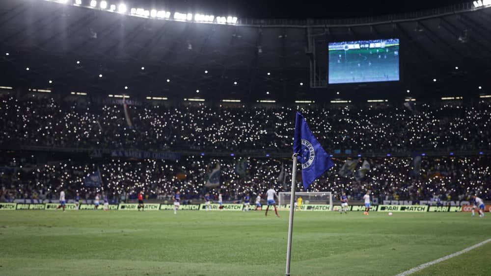 Organizada do Cruzeiro dispara contra diretoria: 'Os sapatênis não conhecem a torcida'