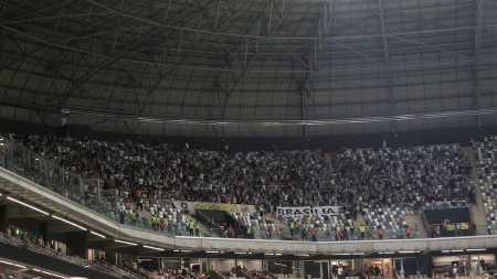 Torcida visitante fica localizada no Setor Norte da Arena MRV