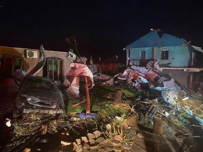 Tornado mata cinco e deixa mais de 400 feridos no Paraná