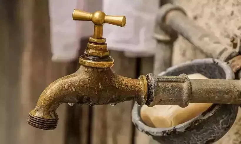 Bairros em Betim podem ficar sem água nesta terça