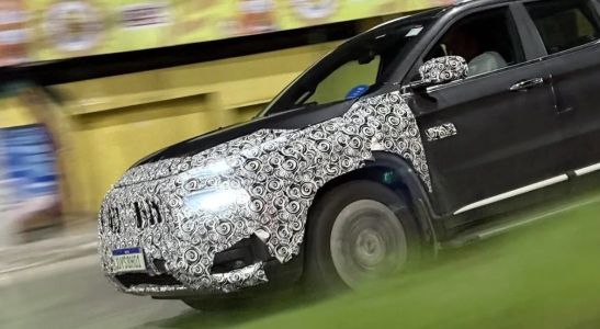 Flagra da Fiat Toro 2026 circulando em Pernambuco