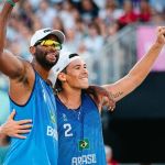 Paris 2024: Evandro e Arthur estreiam com vitória sobre a Áustria no vôlei de praia