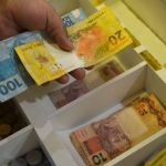 Empréstimo consignado do Bolsa Família volta com novas regras 