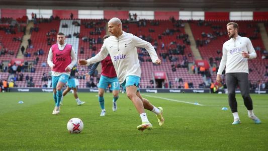 Tottenham de Richarlison visita o Everton nesta segunda-feira (3)