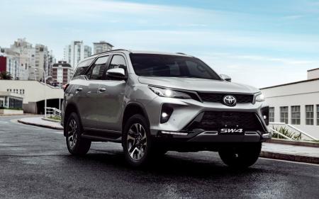 SUV Toyota SW4 é um dos modelos cobertos pela garantia extendida