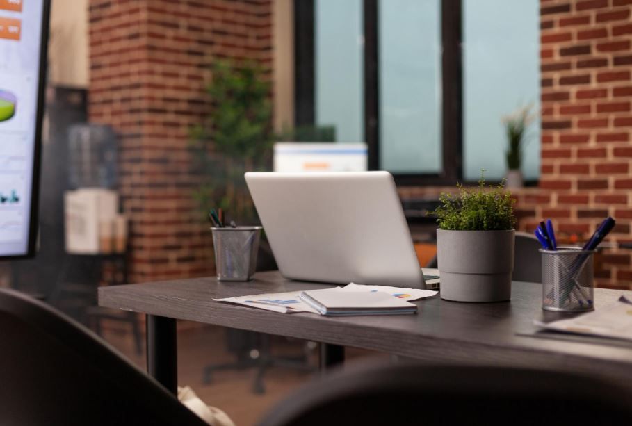 Confira 5 tendências que devem redefinir o mundo do trabalho em 2026, segundo a Forbes