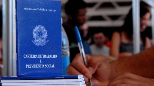 Trabalhador que ganha pouco pode ter problema de coração