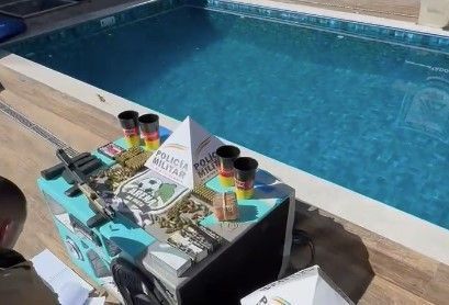 Vídeo: casa de traficante com piscina e jacuzzi é alvo da PM no Aglomerado da Serra