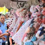 Na Feira Hippie, Tramonte conversa com comerciantes e não descarta participação de Zema na campanha