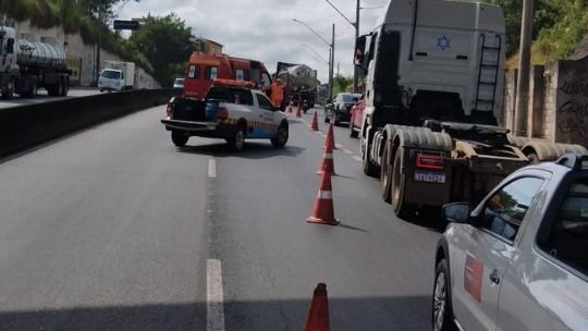 Motociclista morre em acidente na Via Expressa, em Contagem (MG)
