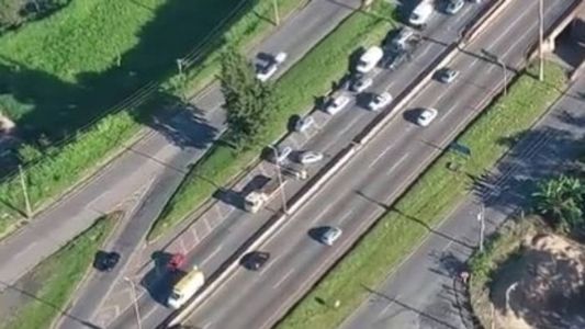 Trânsito complicado nesta manhã (21)