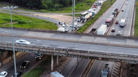 Trânsito fica lento na região (imagem ilustrativa)