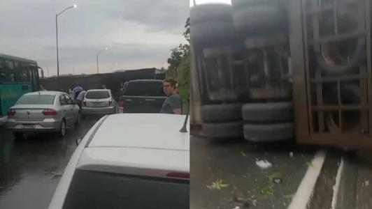 Trânsito ficou totalmente fechado