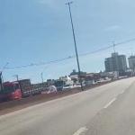Engavetamento na Fernão Dias, em Betim, provoca congestionamento quilométrico