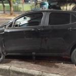 Motorista dorme ao volante e bate em poste na avenida do Contorno