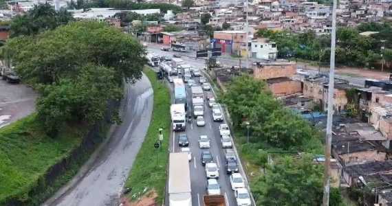 As ações são desenvolvidas em conjunto com a Guarda Municipal e o Batalhão de Trânsito da Polícia Militar.
