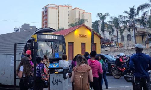 Transporte de passageiros ônibus urbano Viçosa