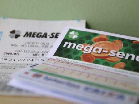 Mega-Sena 2781: sorteio deste terça (1º) pode pagar R$ 40 milhões | CNN Brasil