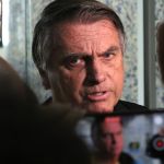 Bolsonaro depõe à PF nesta terça (27) por suposta ‘importunação’ a baleia