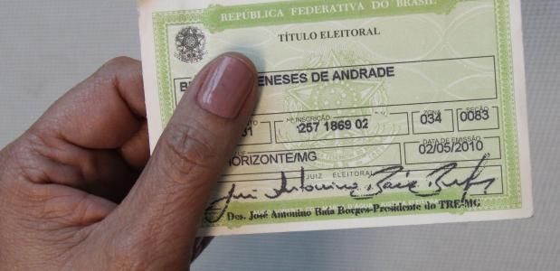As urnas que estariam amanhã nas seções sorteadas estão sendo buscadas nos locais onde estão armazenadas, por fiscais, auditores e representantes das coligações