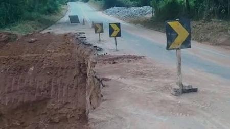 Trecho da MGC-259 é completamente interditado, em Governador Valadares