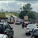 Acidente entre ao menos quatro veículos deixa um ferido na Linha Verde e trânsito congestionado na Grande BH