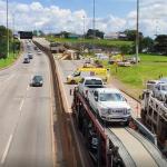 Anel Rodoviário é fechado no sentido Vitória após caminhão tombar