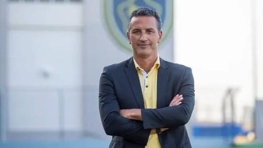 Treinador está na Arábia Saudita desde 2018
