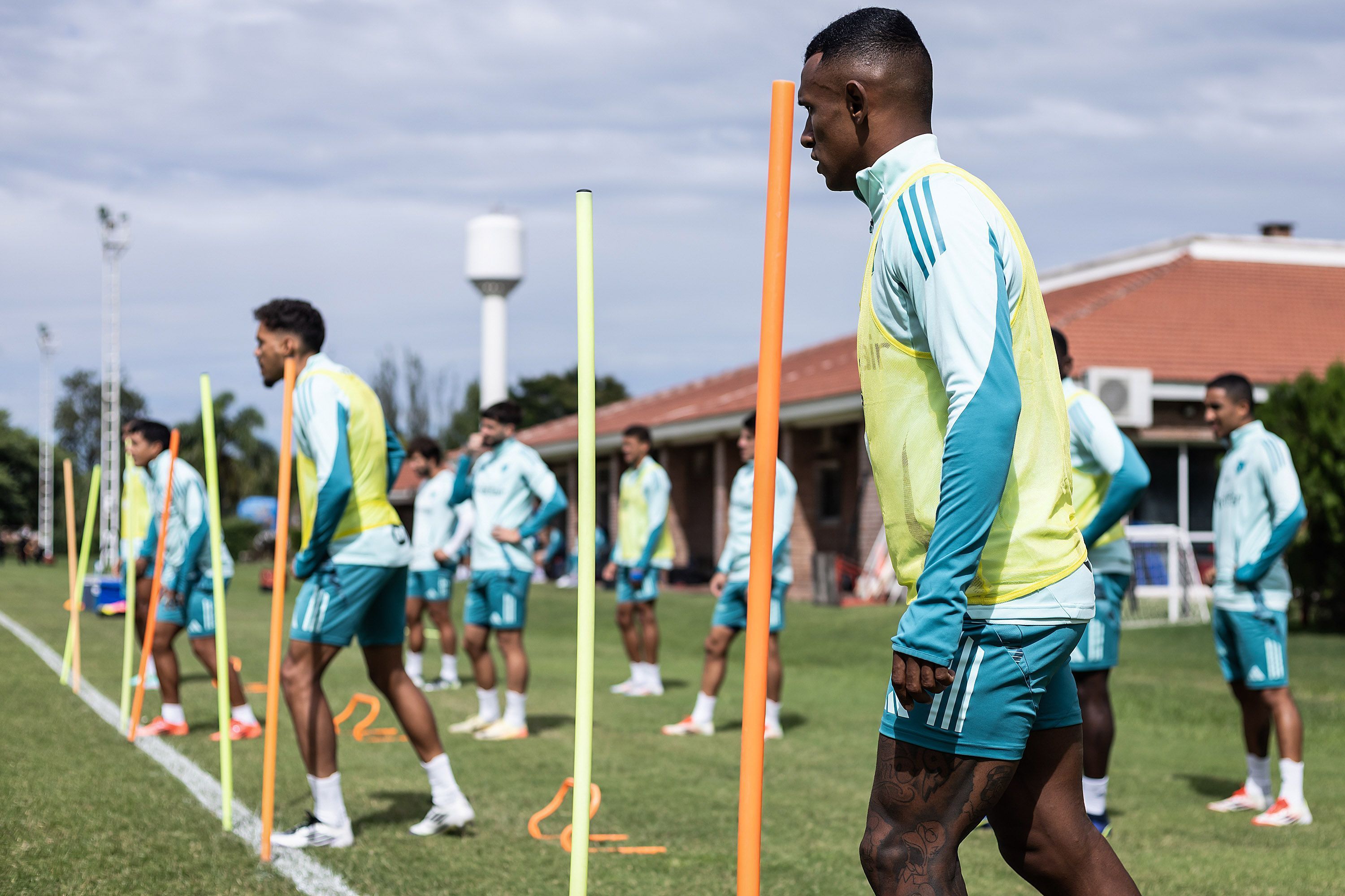 Cruzeiro fará 110º duelo com argentinos e quer ampliar retrospecto positivo