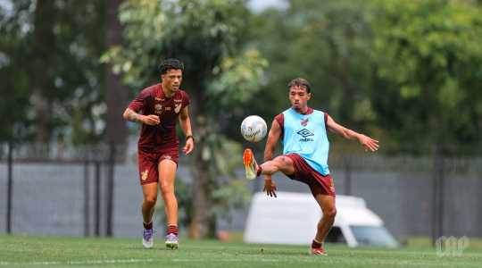 Jovens aspirantes do Athletico-PR treinam para a disputa do Paranaense