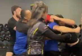 Vídeo: treino termina em pancadaria em academia de BH