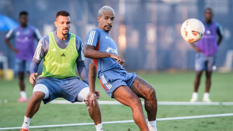 Sócios-torcedores do Cruzeiro poderão assistir ao treino desta sexta (24)