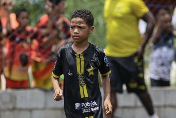 Vídeo: ‘Vou atrás do meu sonho’, disse garoto de 9 anos ao chegar a treino