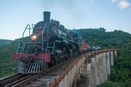  Trem dos Vales