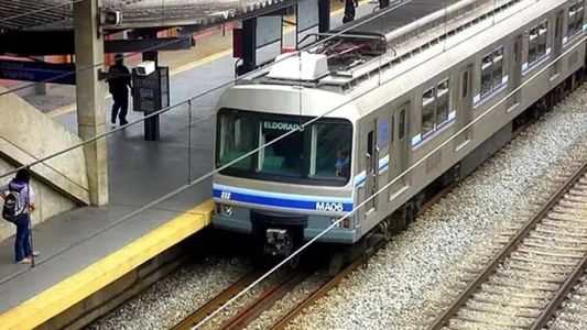 Trens viajam com velocidade reduzida