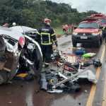 Uma pessoa morre e sete ficam feridas após acidente na BR-265, em João Pinheiro