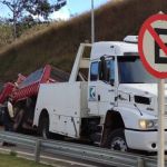 Caminhão que usou área de escape do Anel Rodoviário de BH teve mangueira atingida por ferro, diz dono