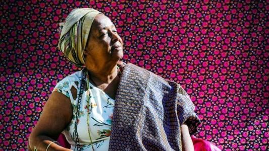 Três suspeitos de assassinar Mãe Bernadete são presos na Bahia.