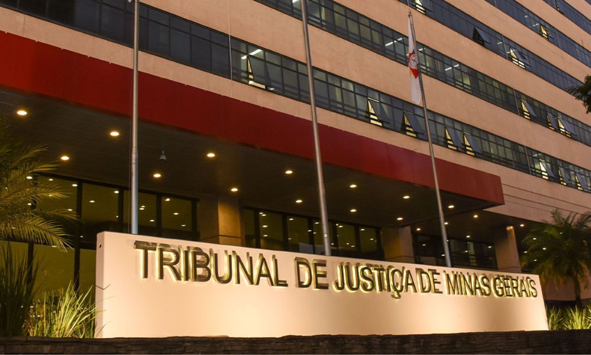 TJMG condena operadora de telefonia por cobranças indevidas e falha na prestação de serviço