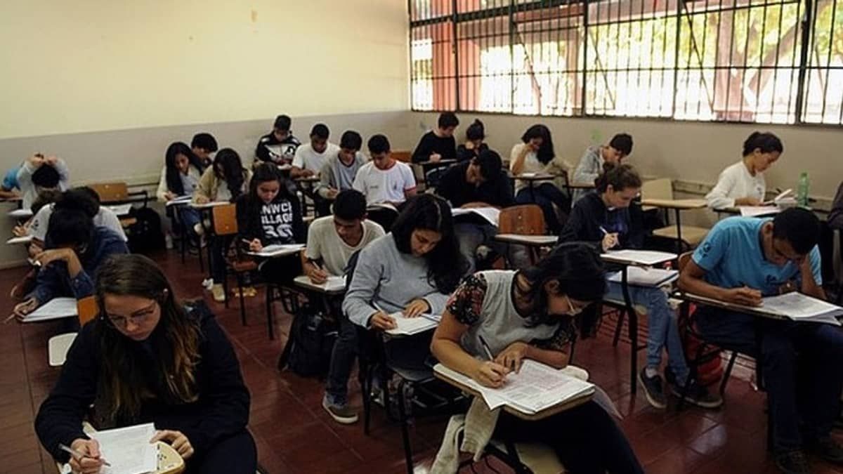 Trilhas de Futuro nas Escolas oferece mais de 9 mil vagas em cursos para alunos da rede estadual