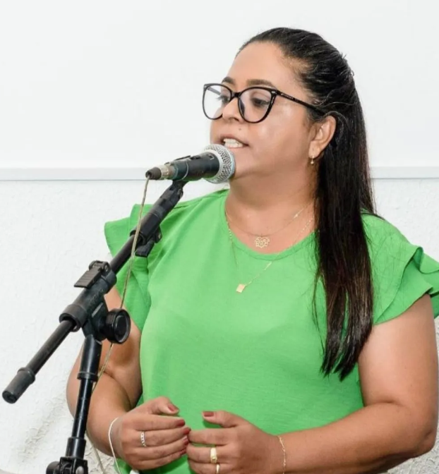Homem é preso por ameaçar prefeita com faca peixeira durante evento de campanha