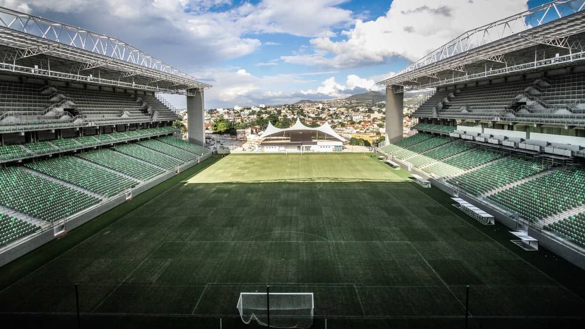 Atlético x Democrata-SL reúne três campeões mundiais; dois são do Jacaré