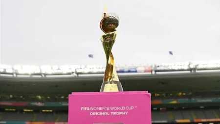 Troféu da Copa do Mundo Feminina de Futebol, que pode ser no Brasil em 2027