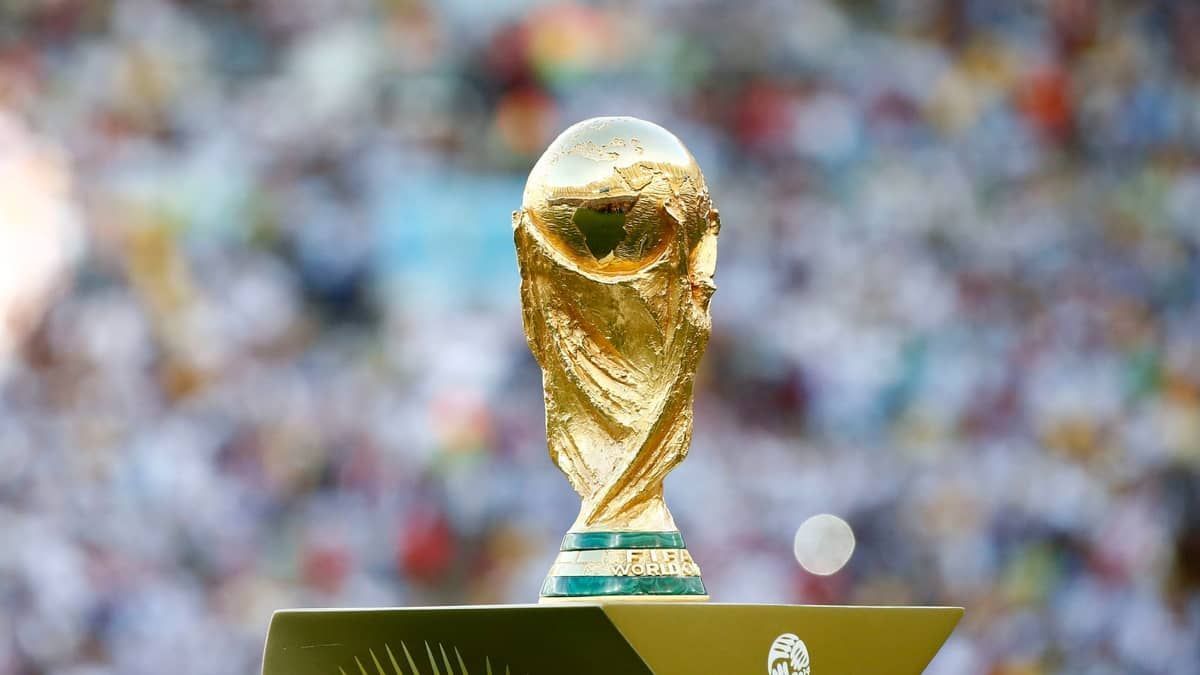 Fifa paga quantia milionária a clubes que cederam atletas para Copa; veja valores