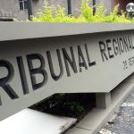 Trabalhadora grávida exposta a conduta vexatória em banco receberá R$ 30 mil