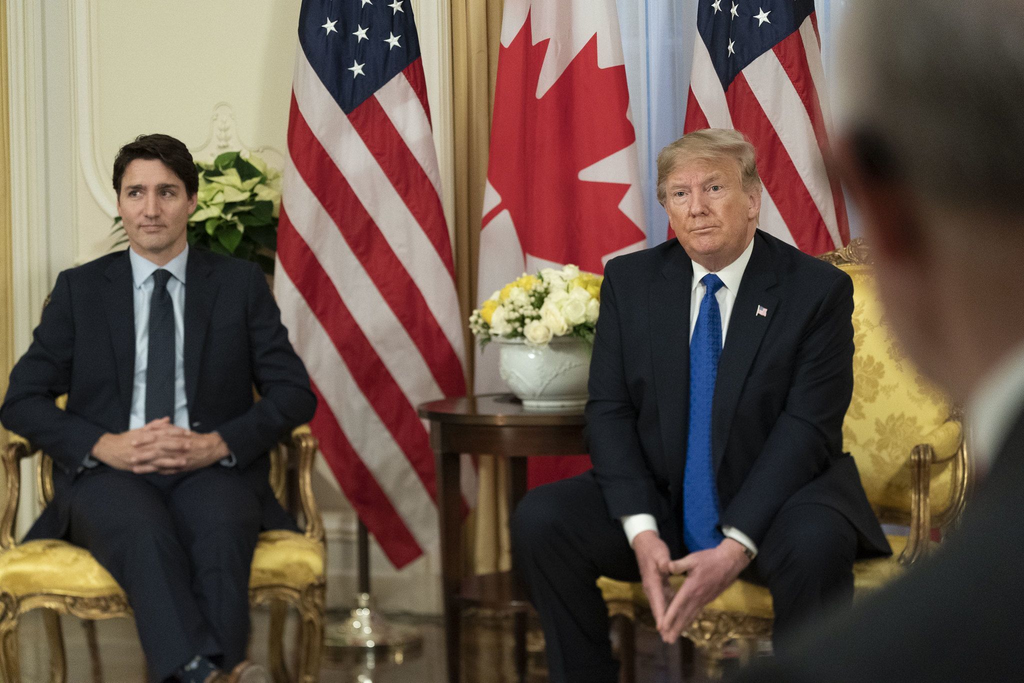Trump acusa Trudeau de usar 'tarifaço' para continuar no poder no Canadá