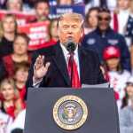 Com futuro em jogo, Donald Trump segue liderando pesquisas de intenções de voto para eleição de 2024