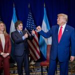 Em crise com o dólar, Argentina vai receber US$ 8 bilhões do Banco Mundial e BID