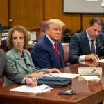 Trump se declara inocente em Tribunal e julgamento pode começar em janeiro de 2024