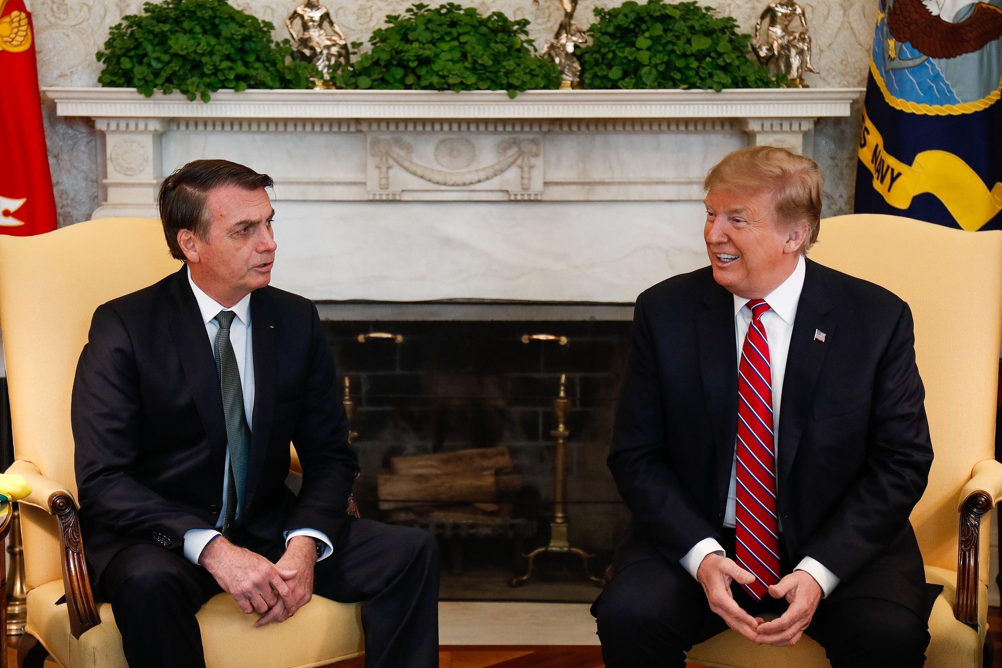 Trump sai em defesa de Bolsonaro e diz que ex-presidente enfrenta 'caça às bruxas'